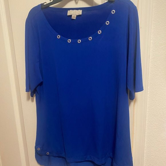 Carolyn Taylor Tops - Carolyn Taylor royal blue blouse